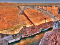 Brücke über den Colorado River bei Page, Arizona